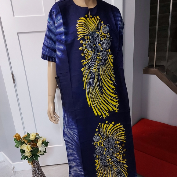 Africa Silk Adire Caftan - Picture 14 of 16